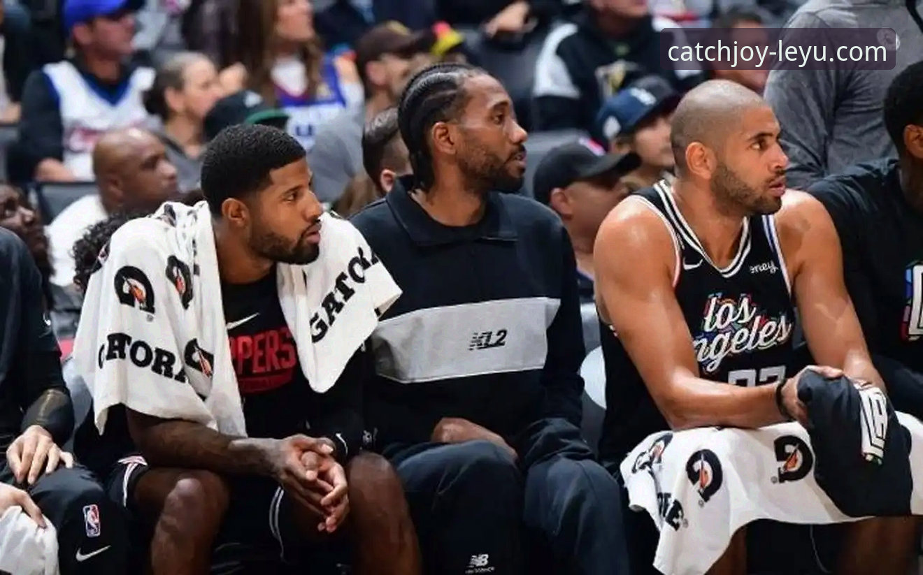 快船惜败开拓者 vs 伦纳德手腕伤情：NBA赛场内外的真实对比分析